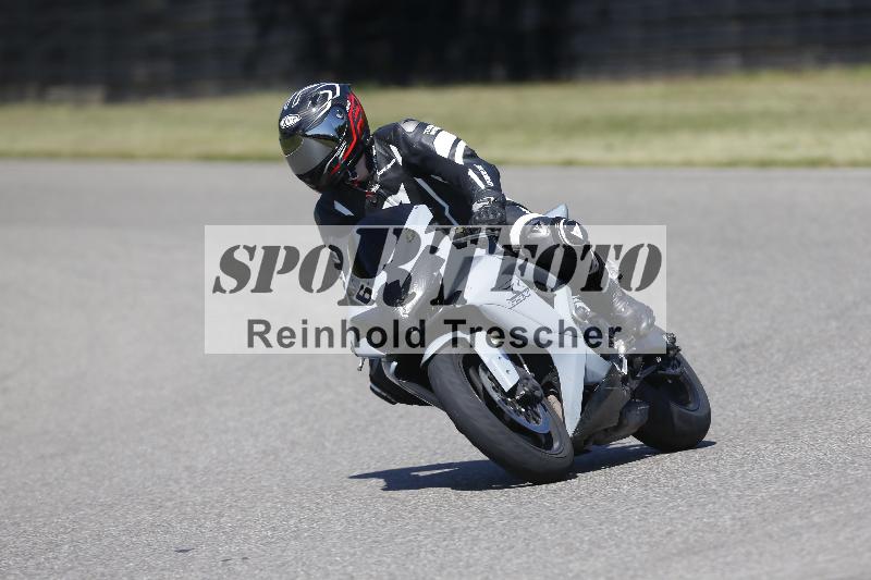 /15 22.05.2026  Plüss Moto Sport  Discover the Bike ADR /Gruppe gruen - Bike 1/6